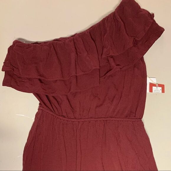 $5 ADD ON ITEM/NWT cold shoulder maroon stretchy dress - Picture 9 of 9